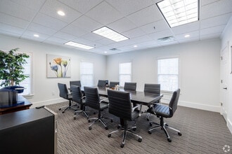 284 S Main St, Alpharetta, GA for lease Building Photo- Image 1 of 14