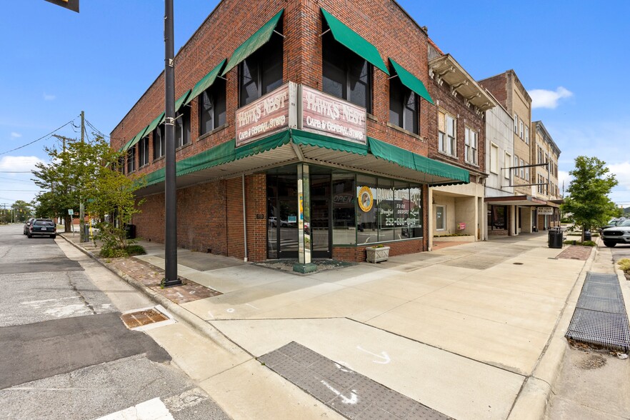 100 S Queen St, Kinston, NC for sale - Building Photo - Image 1 of 1