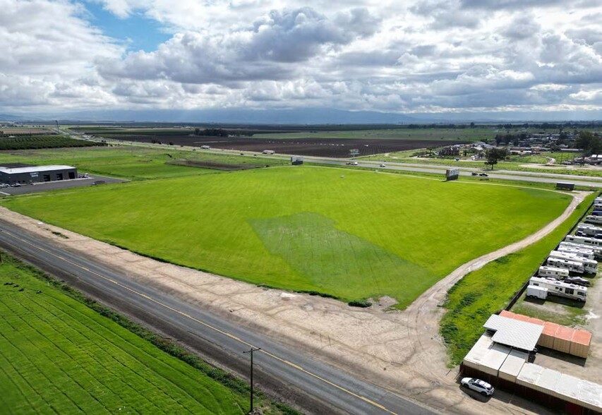 E Brundage Ln, Bakersfield, CA for sale - Aerial - Image 3 of 3