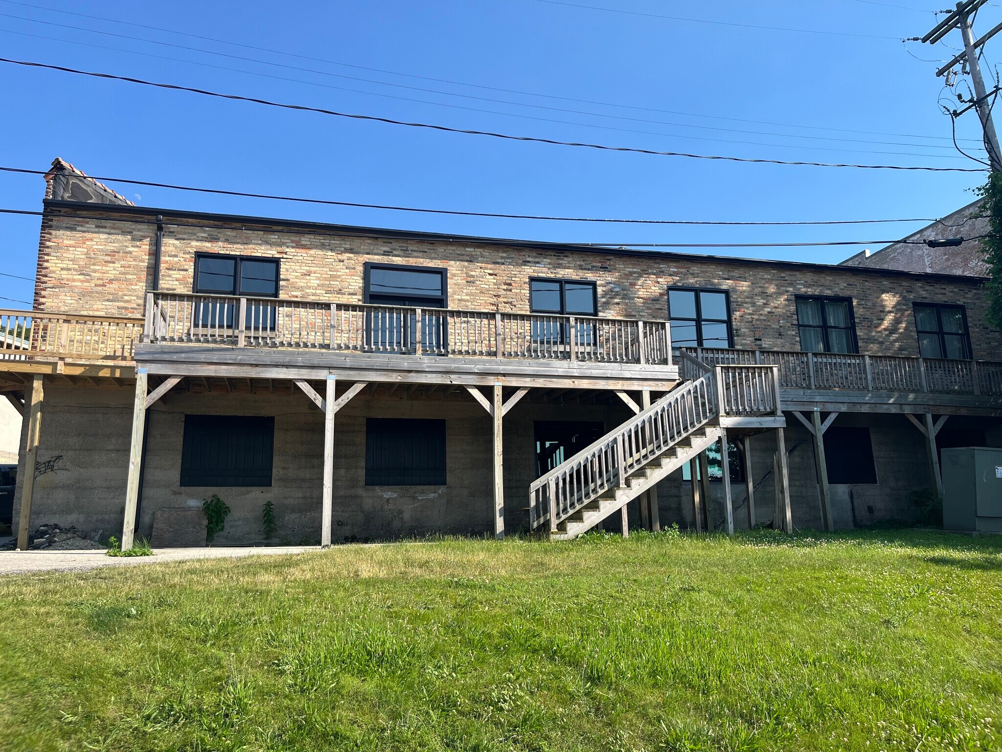 308 River St, Manistee, MI for lease Building Photo- Image 1 of 13