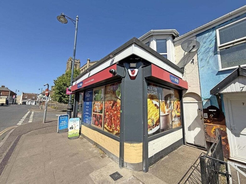 6 St Peters Rd, Great Yarmouth for lease - Building Photo - Image 3 of 24