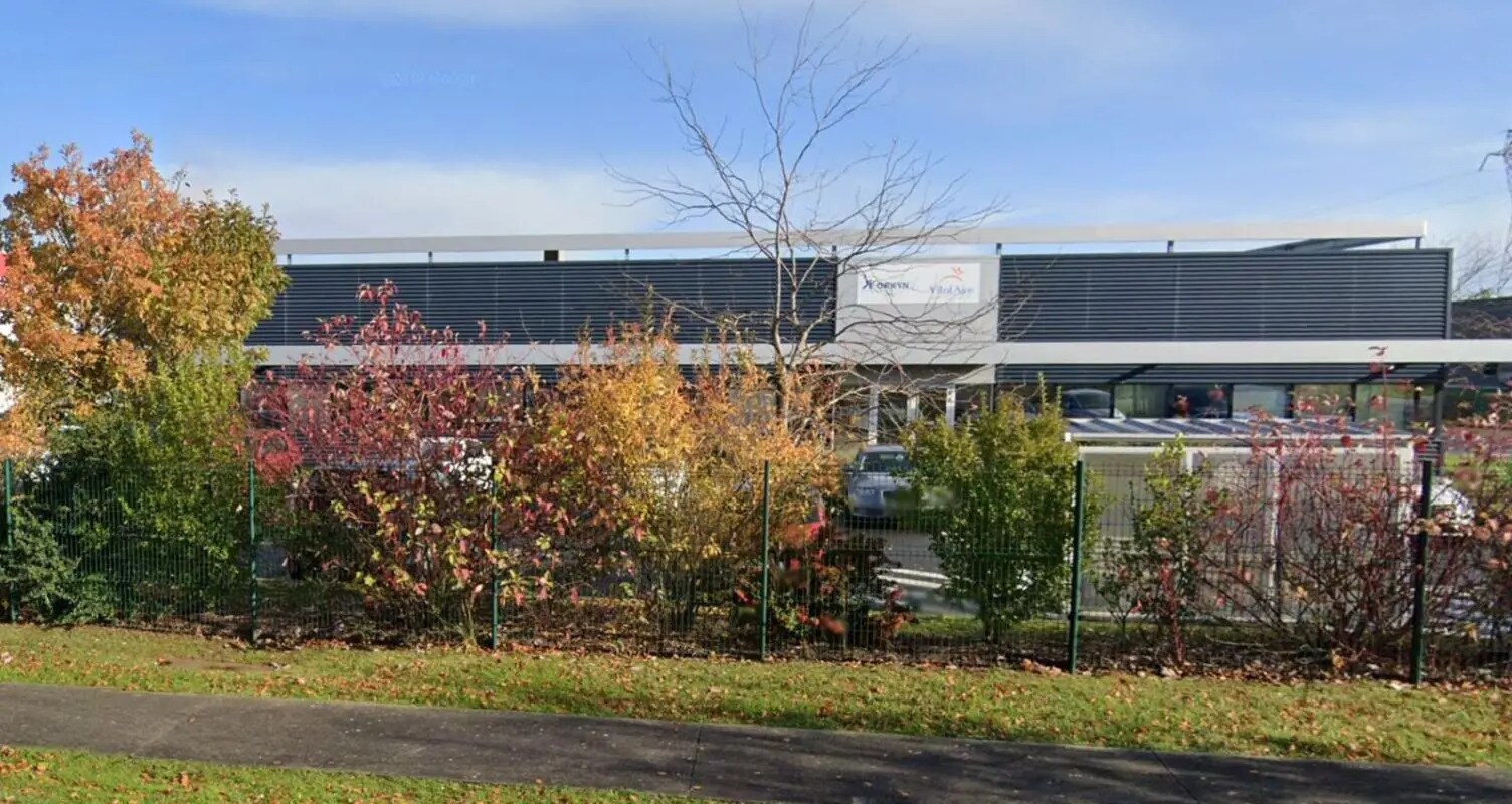 Flex in Ifs for lease Building Photo- Image 1 of 2