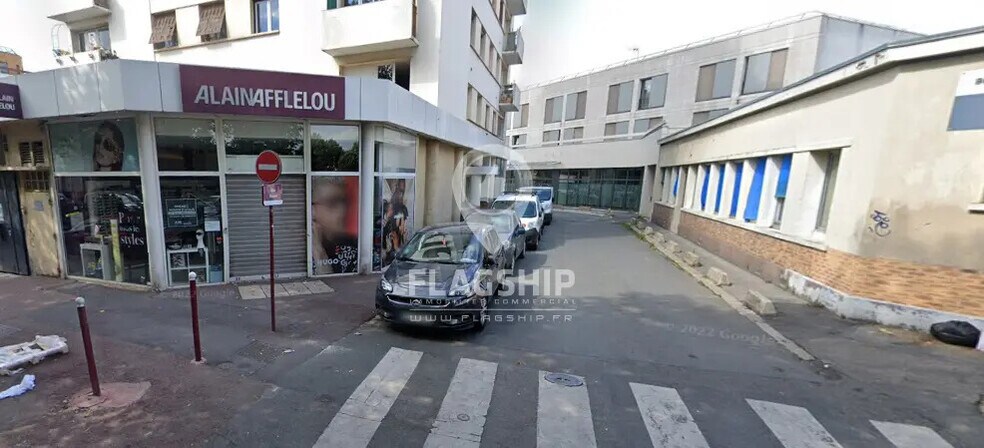 Retail in Bondy for lease - Building Photo - Image 2 of 3