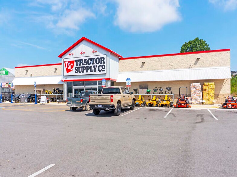 400 S Broad St, New Tazewell, TN for sale - Building Photo - Image 1 of 1