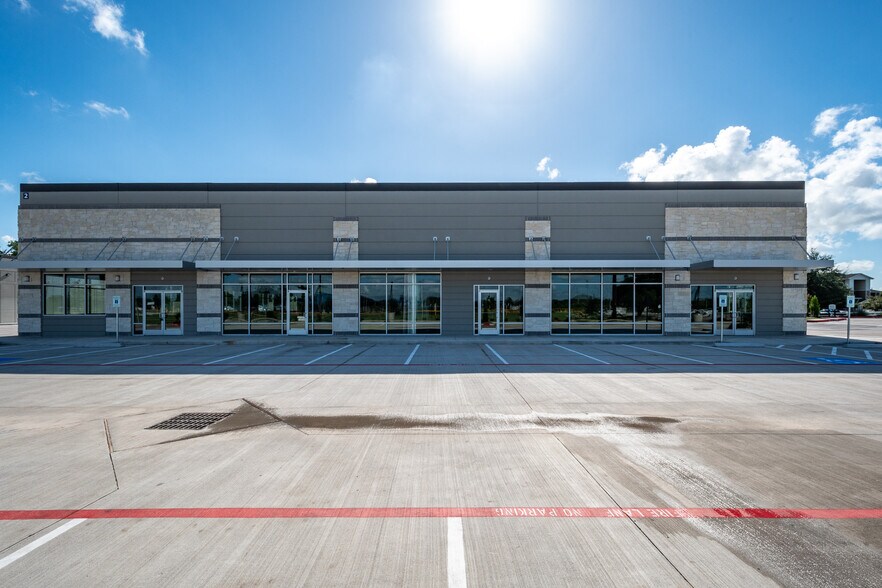 3555 Canada, La Porte, TX for lease - Building Photo - Image 1 of 5