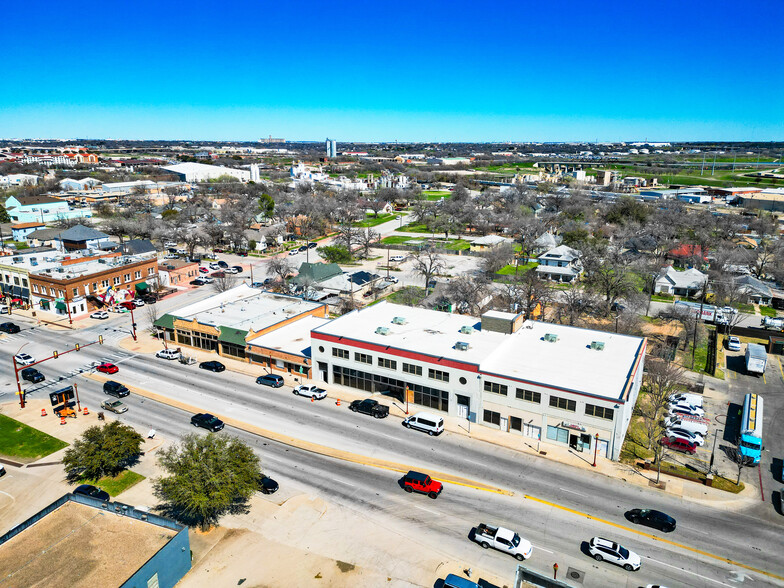 1332 N Main St, Fort Worth, TX 76164 - 1332 North Main | LoopNet