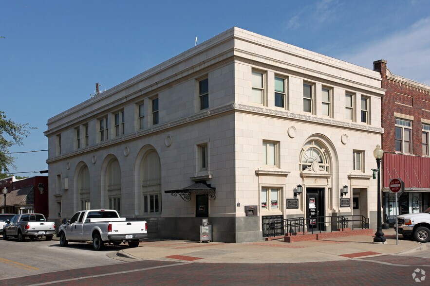 114 S Rogers St, Waxahachie, TX for sale - Primary Photo - Image 1 of 1
