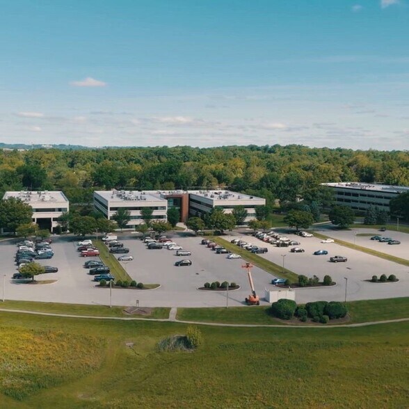 325 Sentry Pky E, Blue Bell, PA for lease - Commercial Listing Video - Image 2 of 22