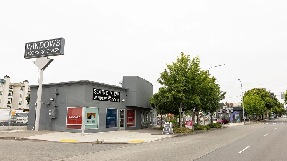 12301 NE 30th Ave, Seattle, WA for lease - Building Photo - Image 1 of 3