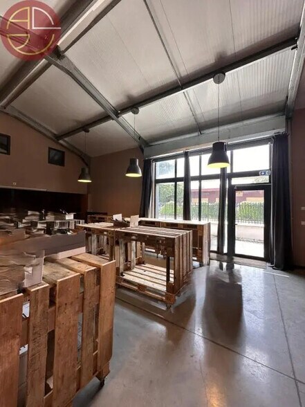 Industrial in Toulouse for sale - Interior Photo - Image 2 of 6
