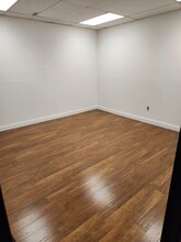 320 Raritan Ave, Highland Park, NJ for lease Interior Photo- Image 2 of 3