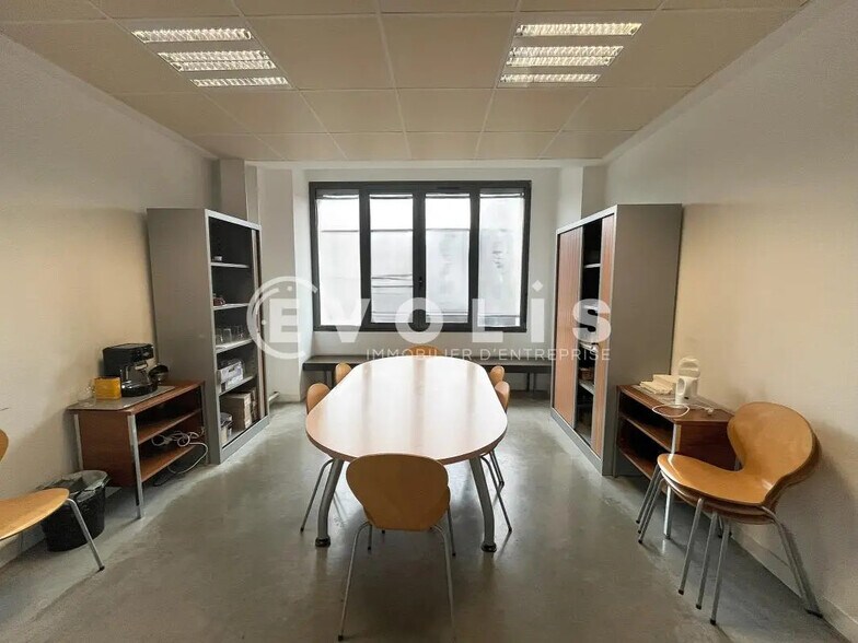 Office in Amiens for lease - Interior Photo - Image 3 of 5