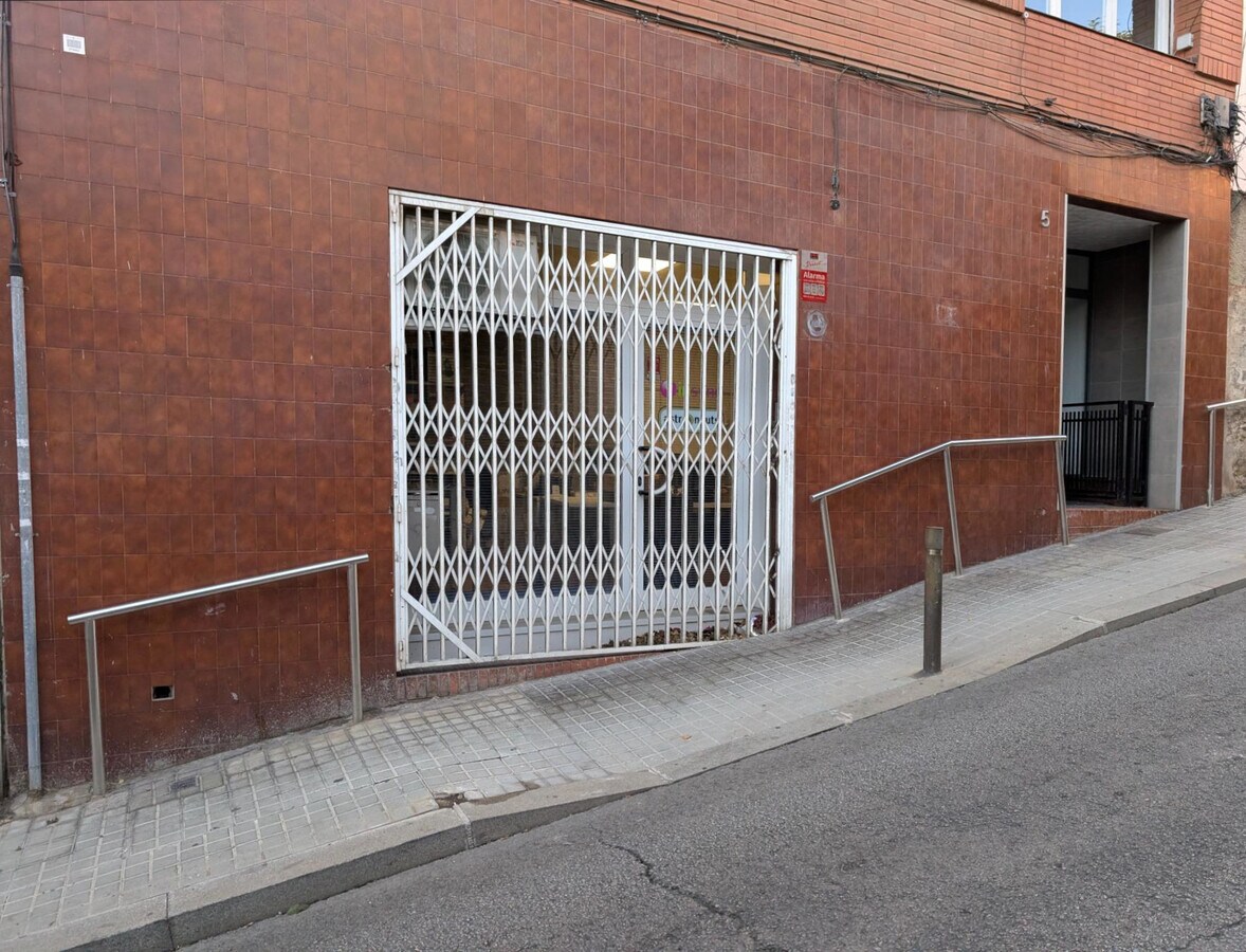 Carrer de la Mare de Deu del Coll, 70, Barcelona, BAR 08023 -  -  - Floor Plan - Image 1 of 4