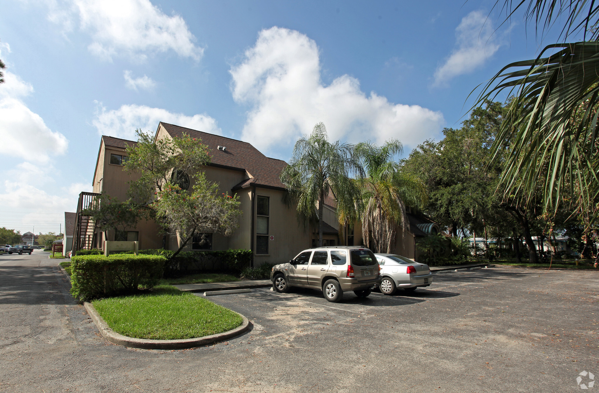 10225 Ulmerton Rd, Largo, FL for sale Primary Photo- Image 1 of 1