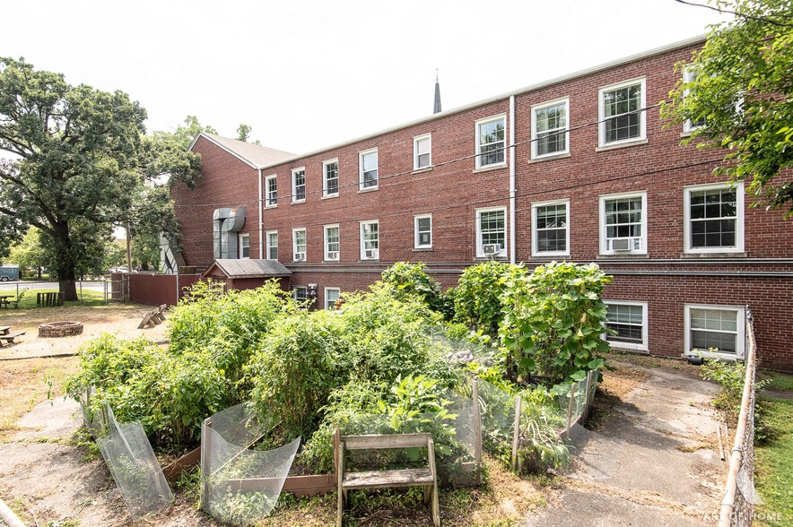 9411 S 51st Ave, Oak Lawn, IL for sale - Building Photo - Image 3 of 26