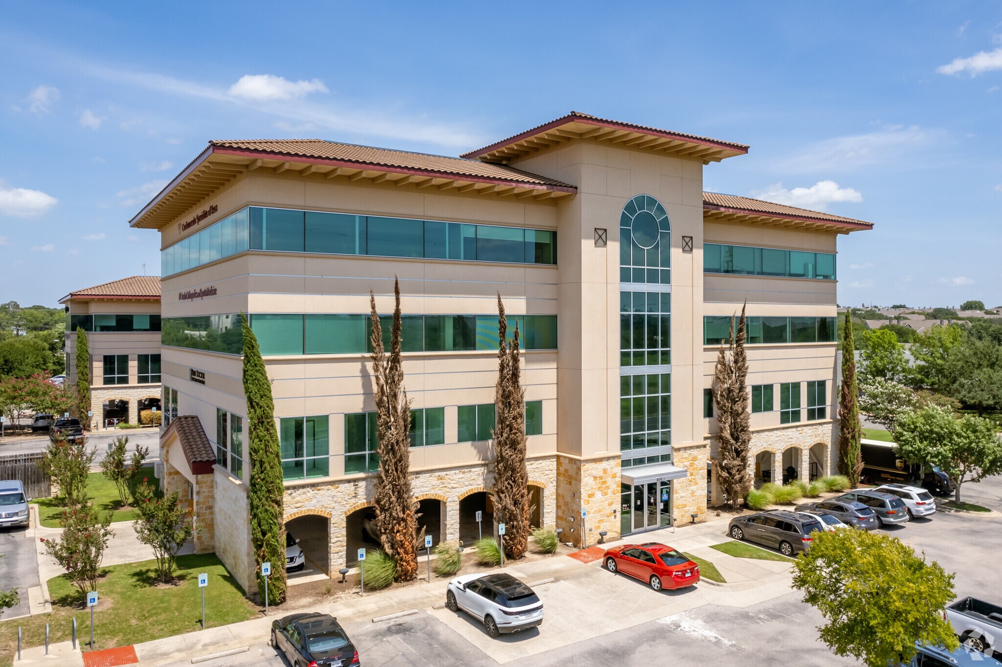 2200 Park Bend Dr, Austin, TX for lease Building Photo- Image 1 of 7