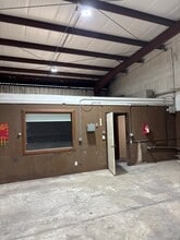 16182-16190 Aviation Loop, Brooksville, FL for lease Interior Photo- Image 2 of 9