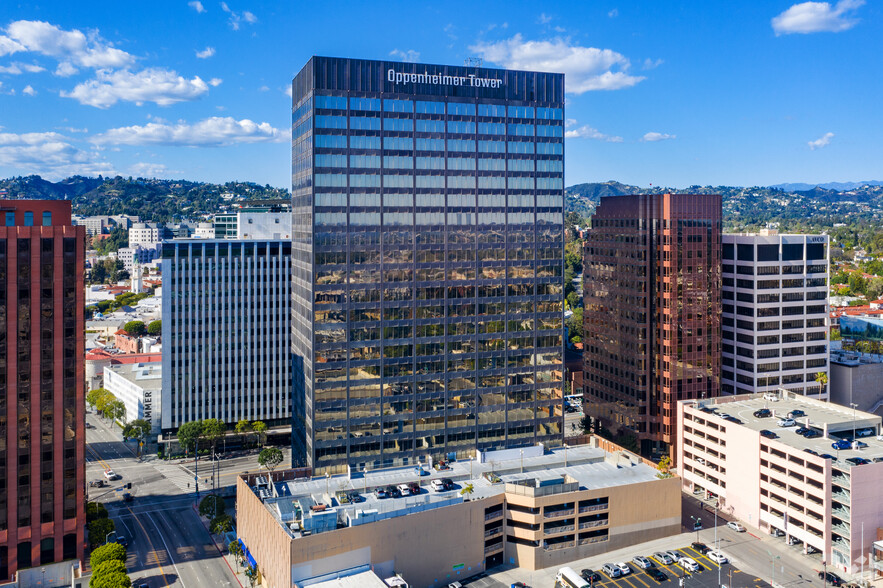 10880 Wilshire Blvd, Los Angeles, CA for lease - Building Photo - Image 3 of 22