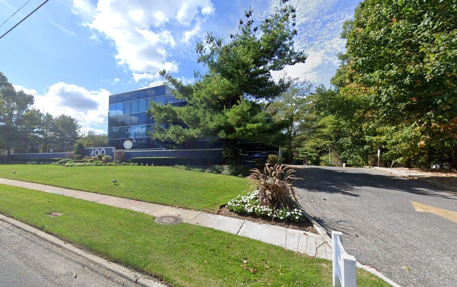 490 Wheeler Rd, Hauppauge, NY for lease - Building Photo - Image 2 of 8