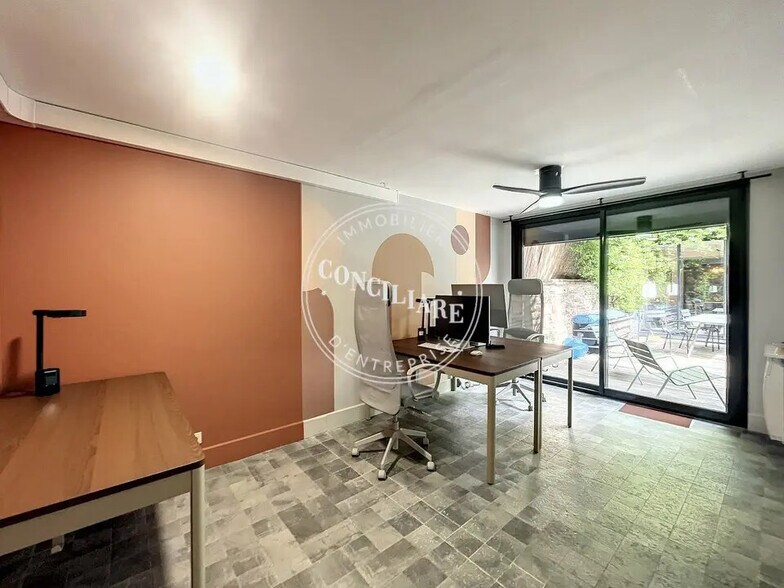 Office in Toulouse for lease - Building Photo - Image 3 of 5