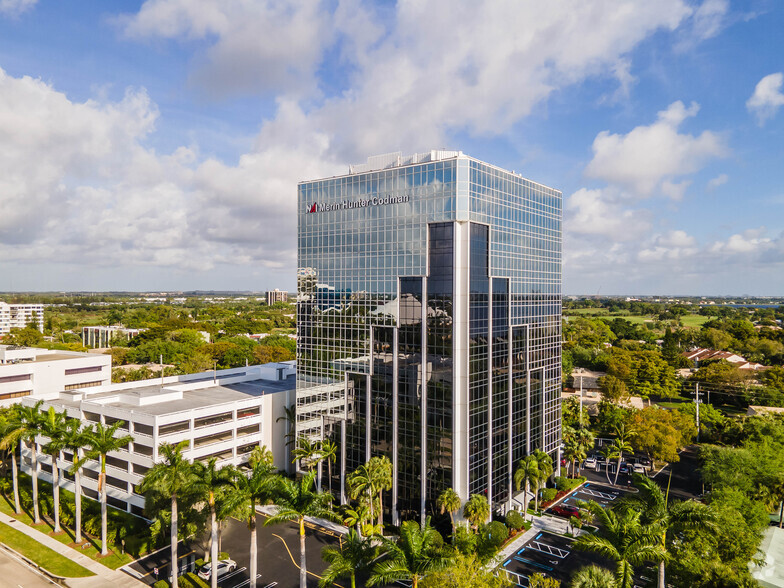 1601 Forum Pl, West Palm Beach, FL for lease - Building Photo - Image 1 of 13