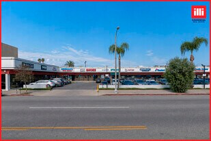 Topeka Plaza - Storefront Property