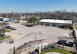 1905 Akron St, Dallas, TX for lease Building Photo- Image 2 of 7