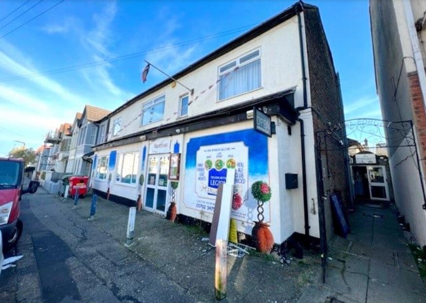 7-9 Northview Dr, Westcliff On Sea for sale Primary Photo- Image 1 of 1