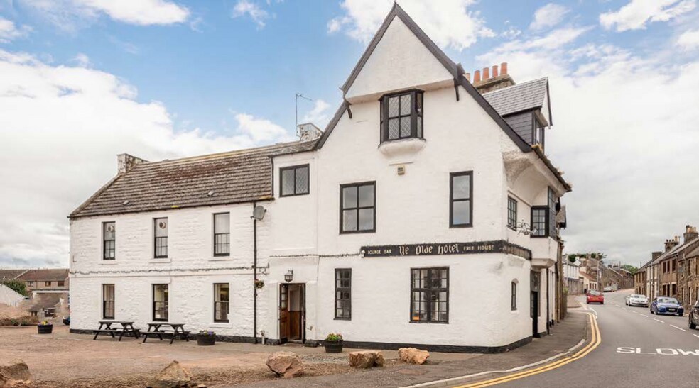 6165 Main St, St Andrews, KY16 0HE