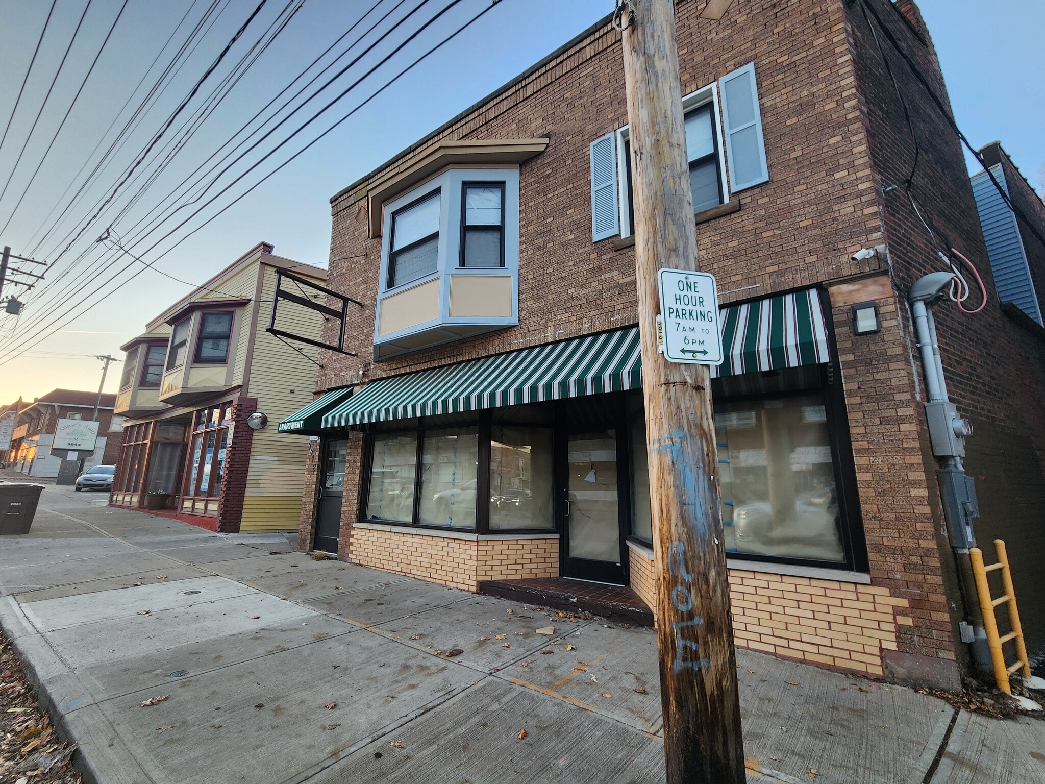 9918 Lorain Ave, Cleveland, OH for lease Building Photo- Image 1 of 2