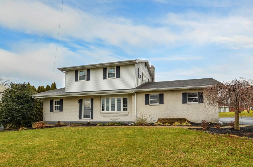 3238 Cherryville Rd, Northampton, PA 18067