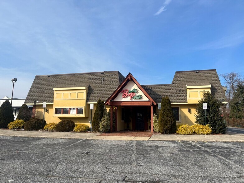60 W Timonium Rd, Timonium, MD for lease - Building Photo - Image 1 of 4