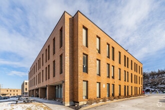 1750 Courtwood Cres, Ottawa, ON for lease Building Photo- Image 2 of 2