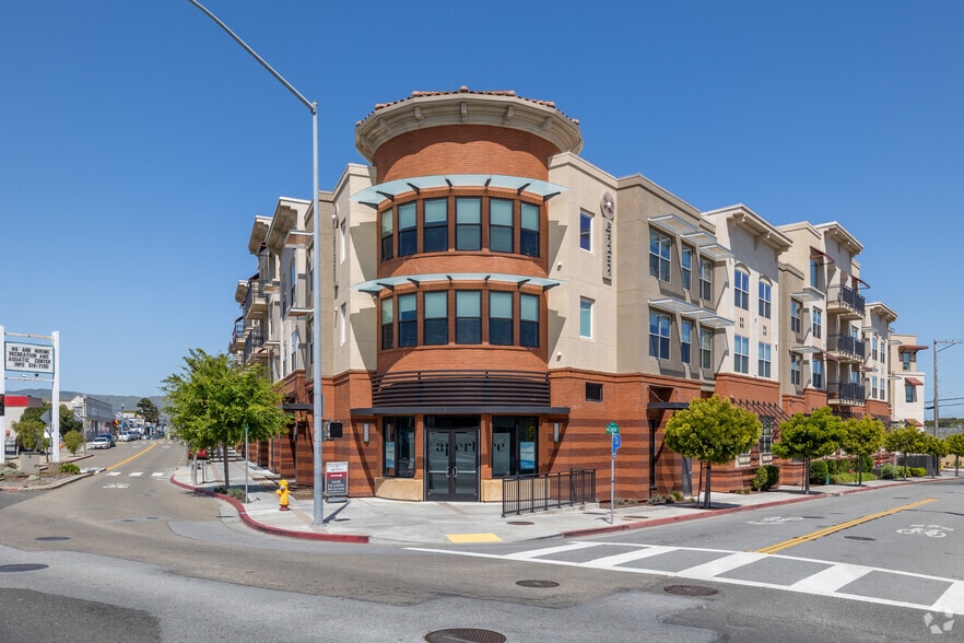 400-418 San Mateo Ave, San Bruno, CA for lease - Primary Photo - Image 1 of 7