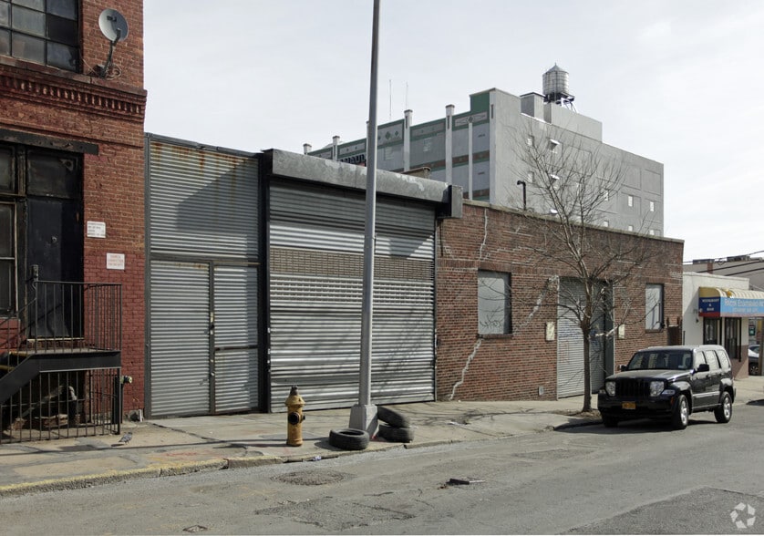 225 Willow Ave, Bronx, NY for lease - Building Photo - Image 3 of 4