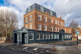 289 Queens Rd, London for lease Building Photo- Image 1 of 2