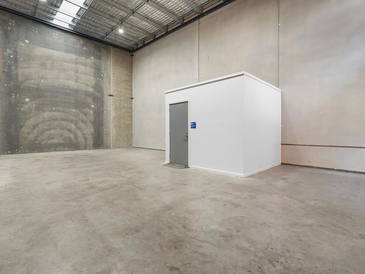 4 Curtiss Cl, Taminda, NSW 2340 - Unit 10 -  - Interior Photo - Image 2 of 3