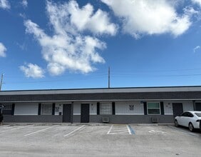 4861-4875 NE 12th Ave, Fort Lauderdale, FL for lease Building Photo- Image 1 of 1