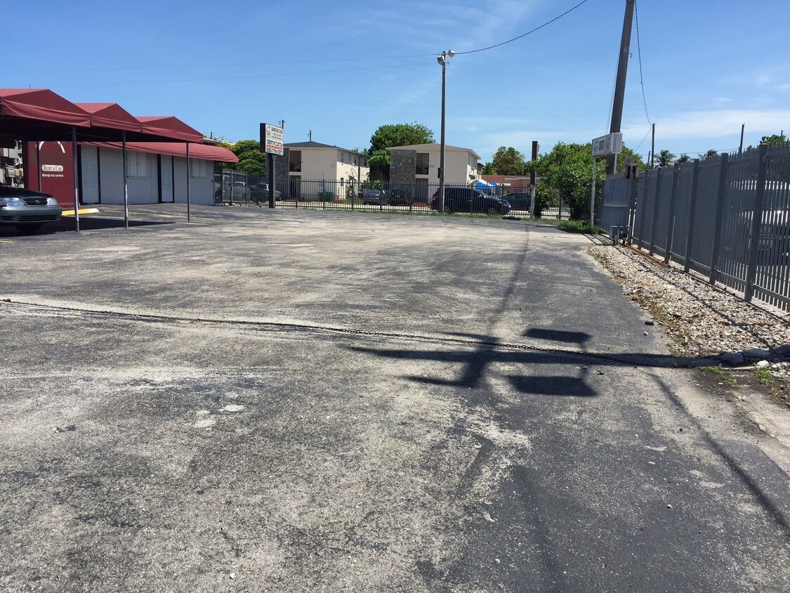 4385 NW 7th St, Miami, FL for sale Other- Image 1 of 1