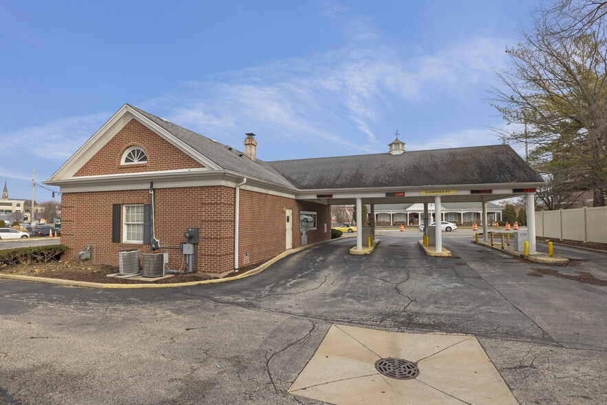 507 S Washington St, Naperville, IL for lease - Building Photo - Image 3 of 10