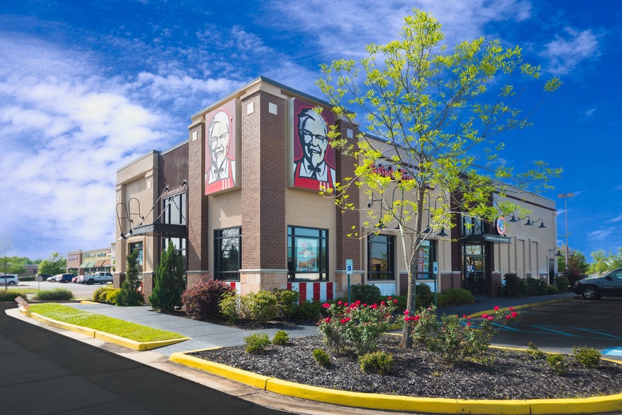 203 Ridge Way, Flowood, MS for sale - Building Photo - Image 1 of 1