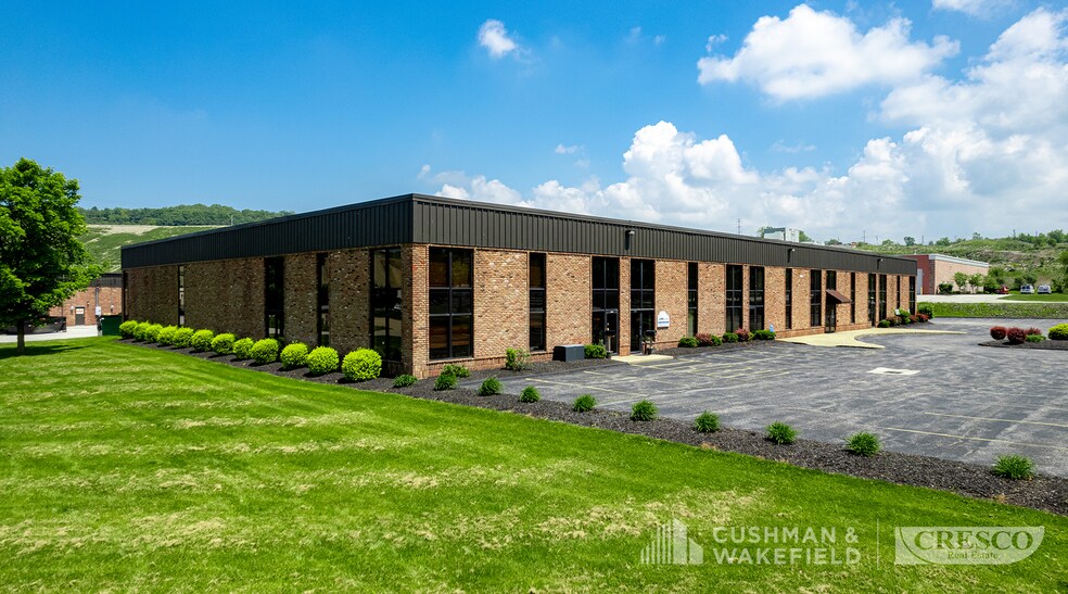 10111 Sweet Valley Dr, Valley View, OH for sale - Building Photo - Image 2 of 4