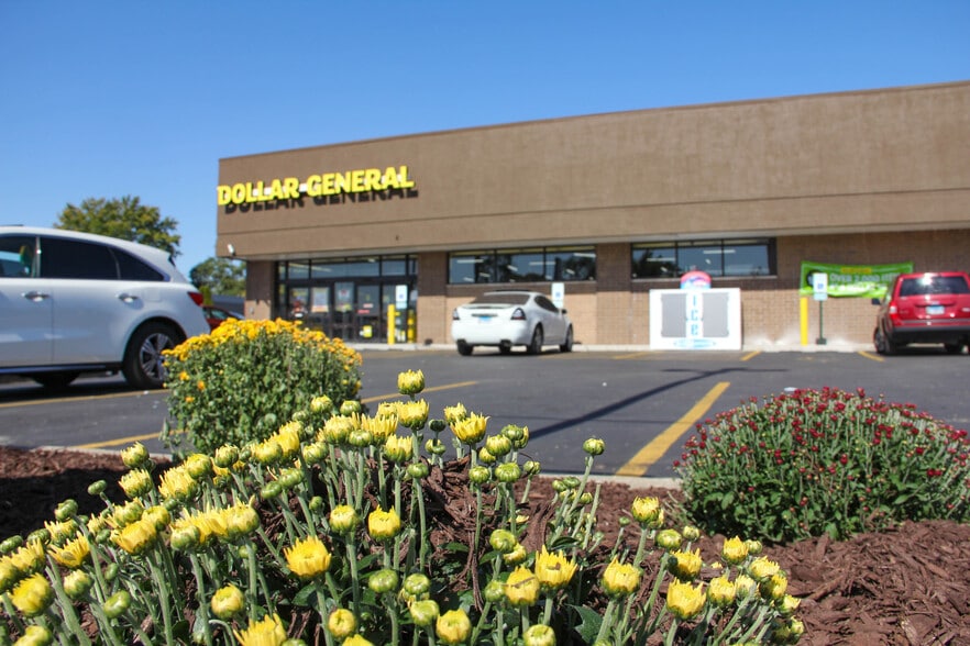 626 River Oaks Dr, Calumet City, IL for sale - Building Photo - Image 3 of 4