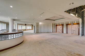 26 Century Blvd, Nashville, TN for lease Interior Photo- Image 2 of 17