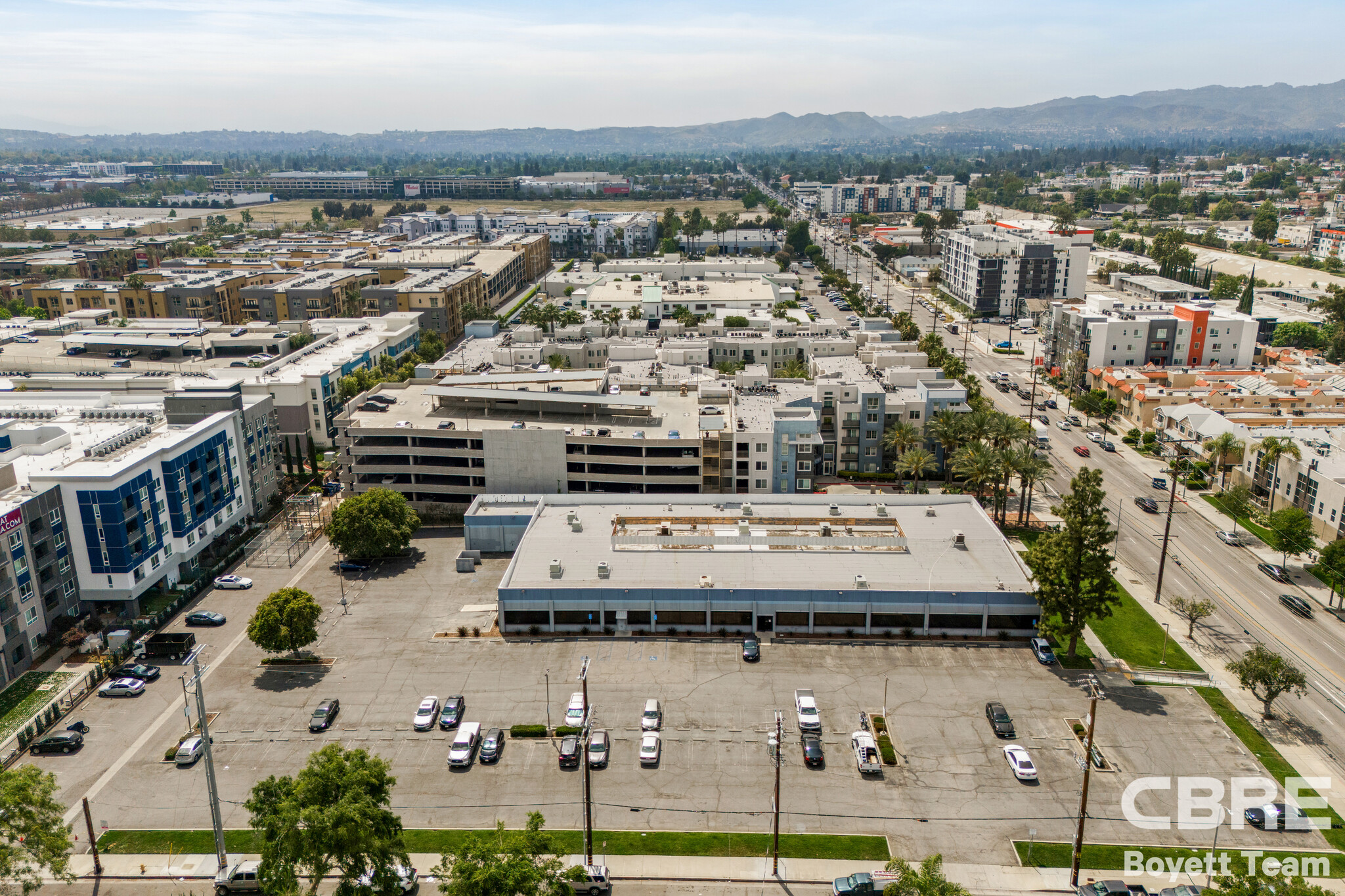 21010 Vanowen St, Canoga Park, CA for sale Building Photo- Image 1 of 19