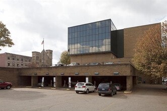 1000 Fifth Ave, Huntington, WV for lease Building Photo- Image 2 of 3