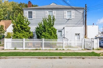 105 Eastern Blvd, Baldwin, NY for lease Interior Photo- Image 2 of 7