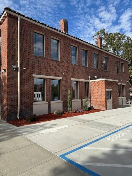 123 Sycamore Ave, Manteca, CA for lease - Building Photo - Image 3 of 23