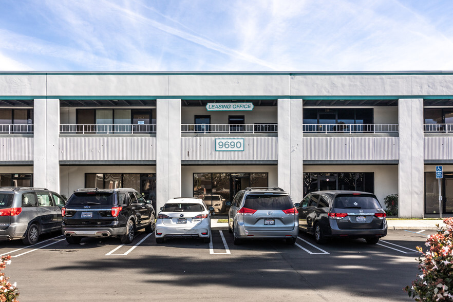 9682-9698 Telstar Ave, El Monte, CA for lease - Building Photo - Image 1 of 8