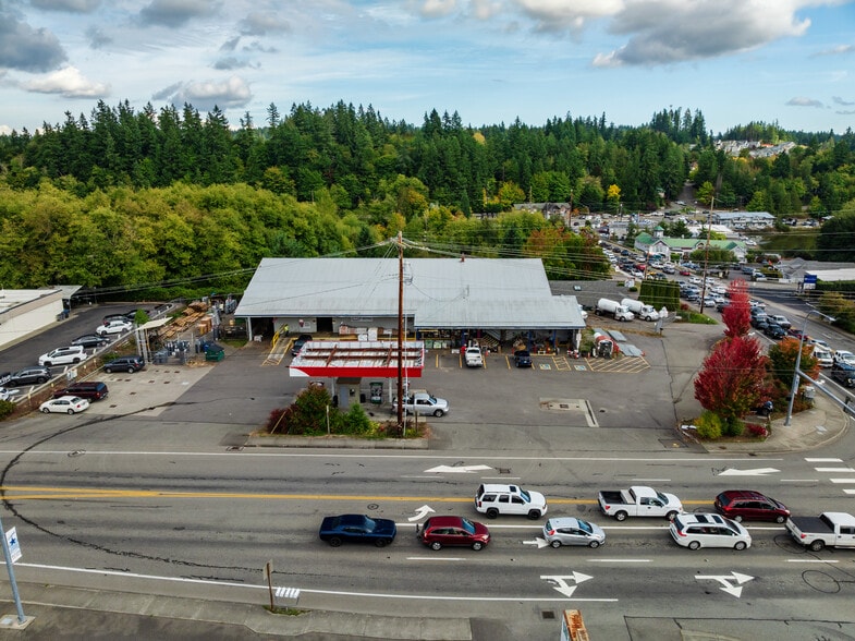 20370 Viking Ave NW, Poulsbo, WA for sale - Building Photo - Image 2 of 6